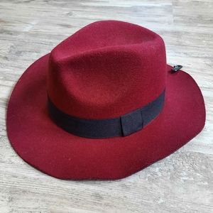Marcus Adler Hat, wide brimmed fedora, burgundy red, one size